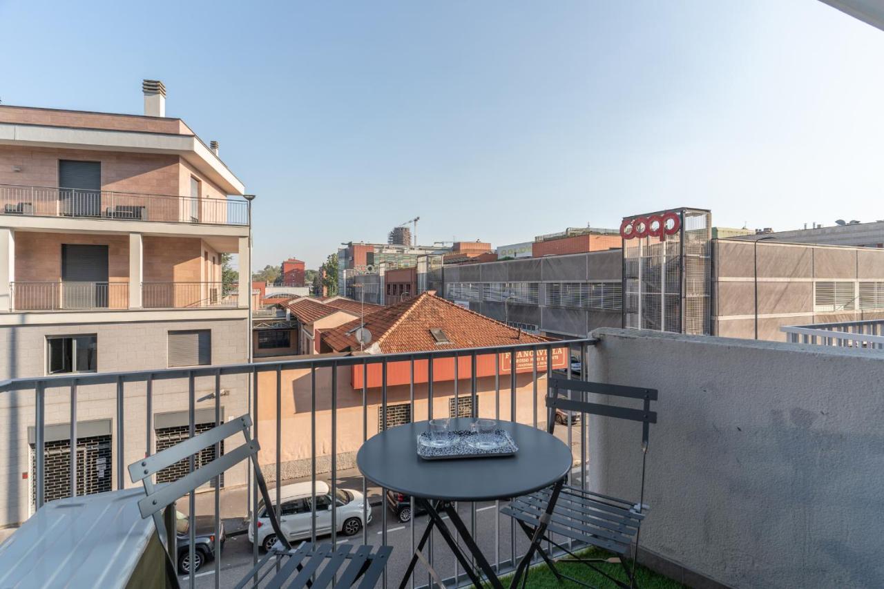 Cimiano Suite 21, New Apartment Milán Exterior foto